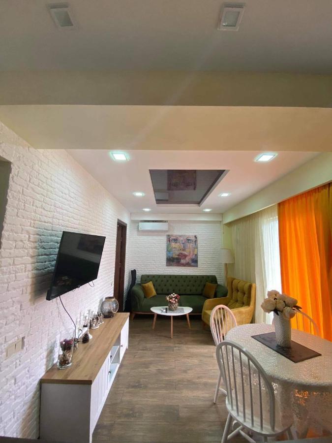Апартаменти Apartament Victoria Тбілісі Екстер'єр фото