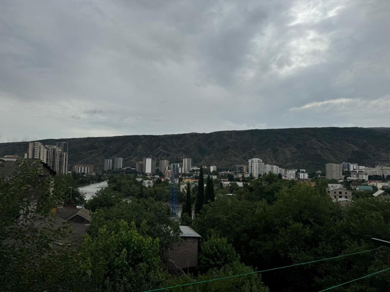Апартаменти Apartament Victoria Тбілісі Екстер'єр фото